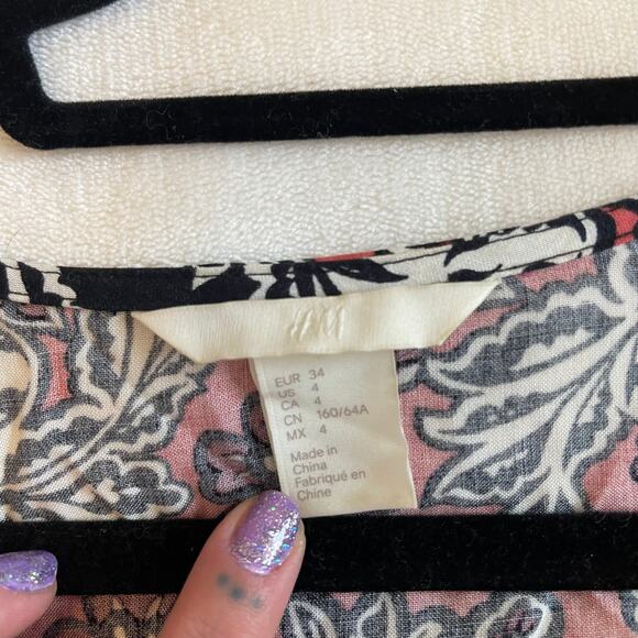 H&M Black White Coral Long Sleeved V Neck Romper Women's Size 4 - Picture 5 of 8